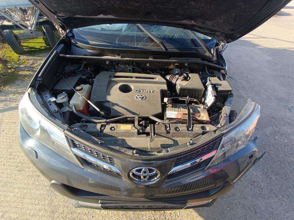 Toyota RAV4 по частям