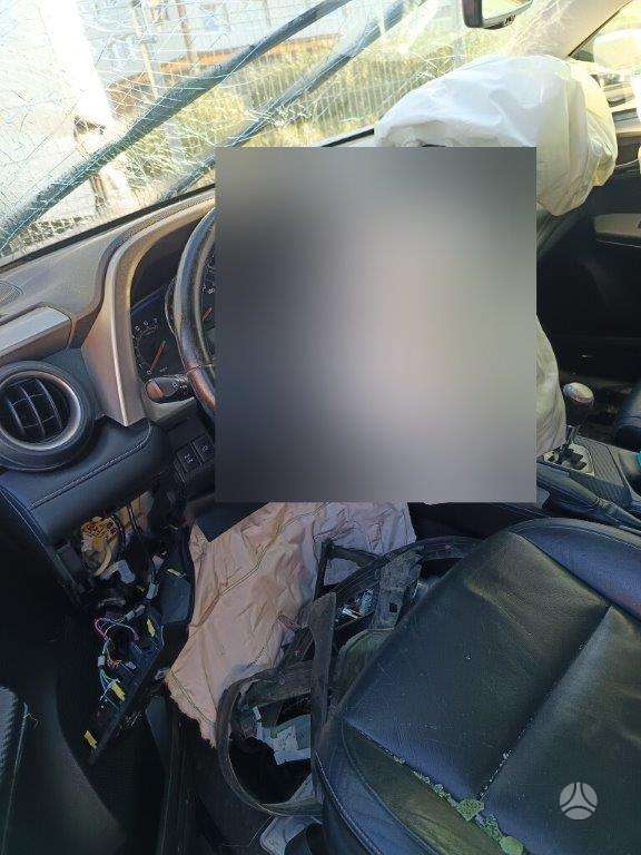 Toyota RAV4 по частям