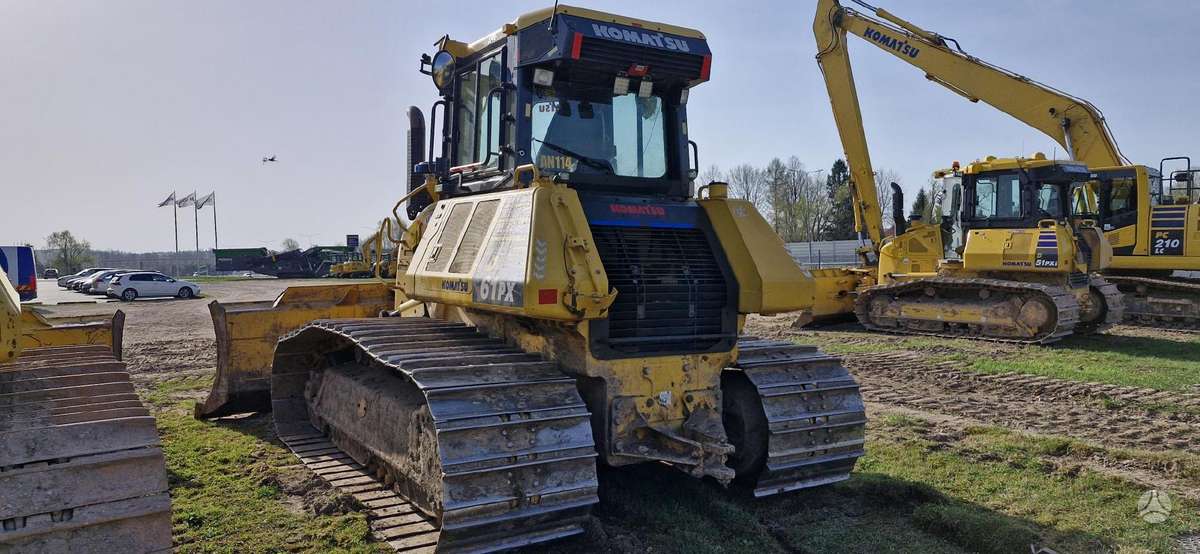 Komatsu D61PX-24, bulldozer