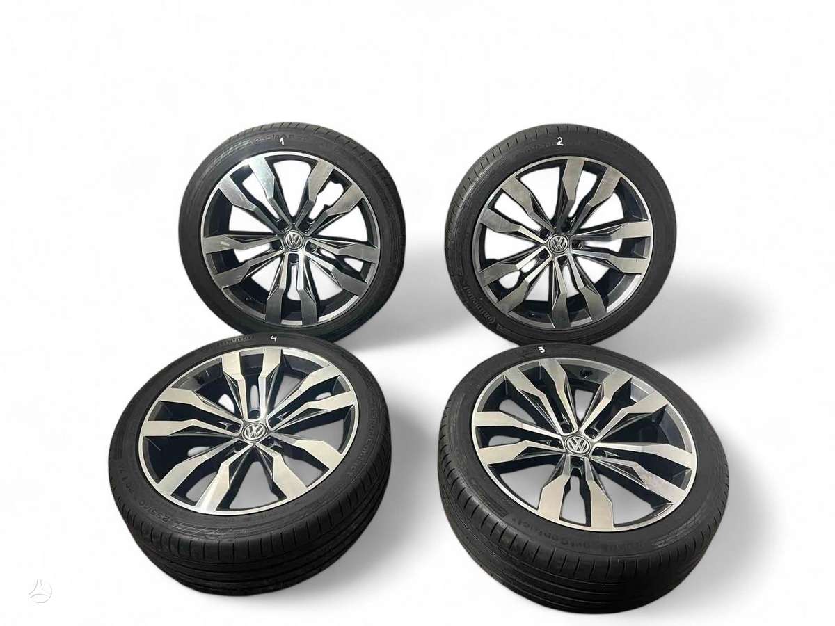 Volkswagen, light alloy, R20