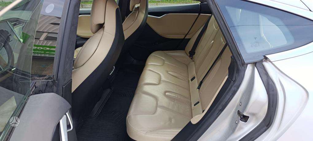 Tesla Model S, 75 kWh, hatchback