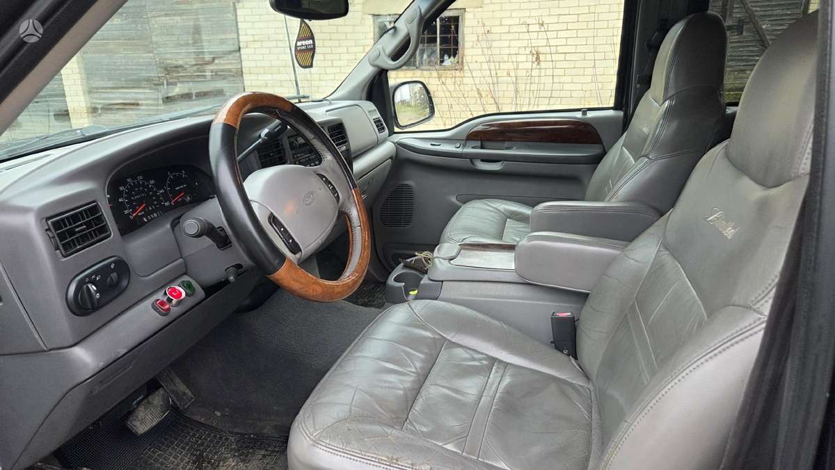 Ford Excursion, 7.3 l., Внедорожник / Кроссовер
