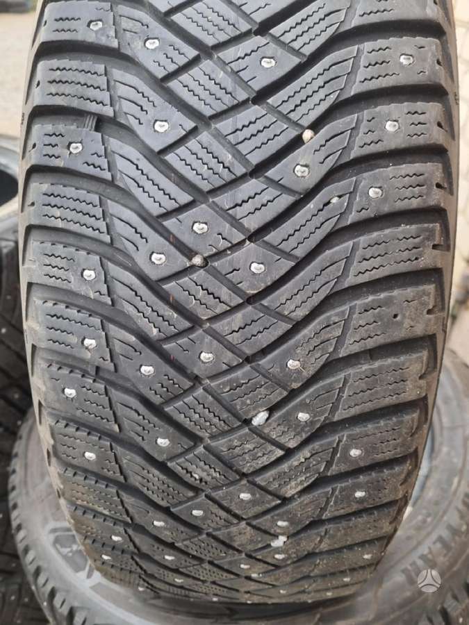 Goodyear, žieminės 225/55 R18