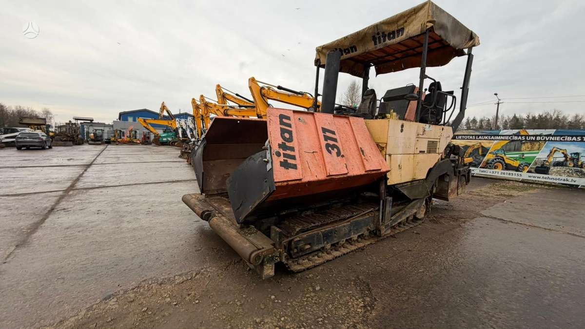 ABG Titan 311, kelių tiesimo mašinos