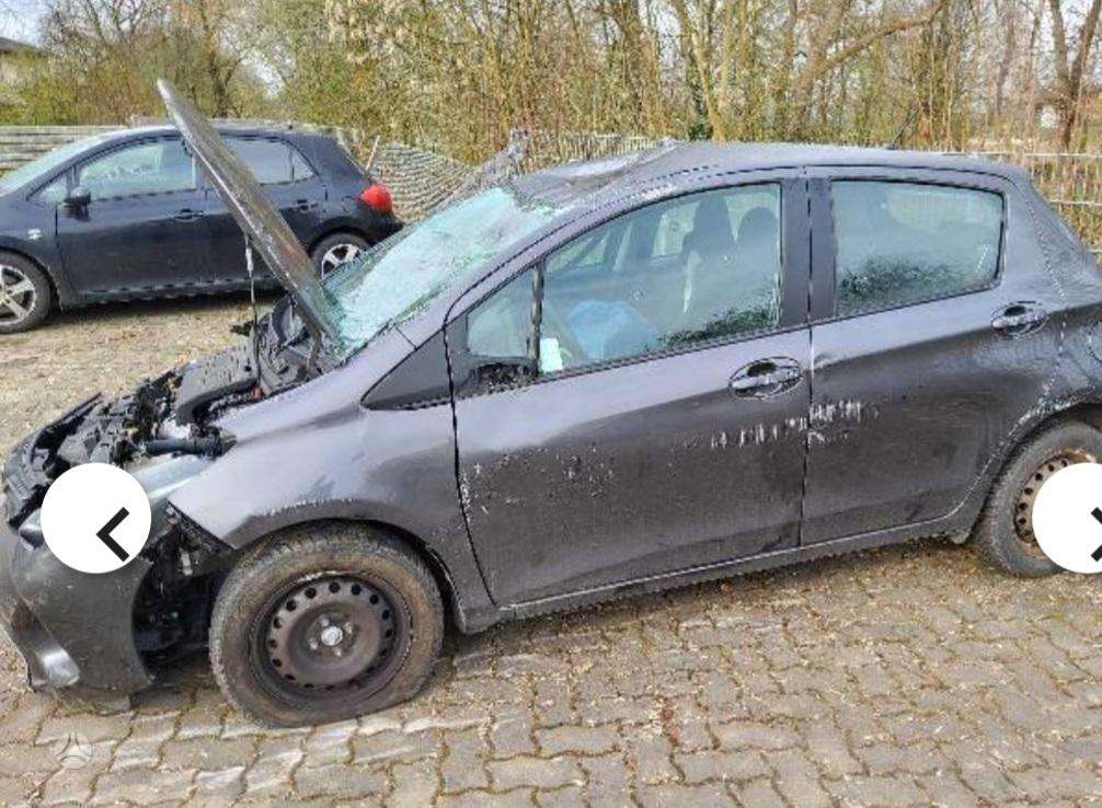 Toyota Yaris детали кузова
