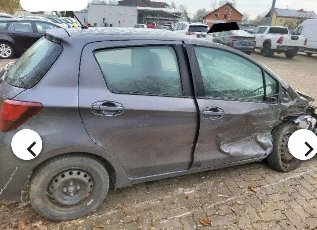 Toyota Yaris детали кузова