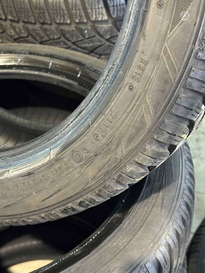 Falken EUROWINTER HS01 | 4 VNT., winter 215/45 R16