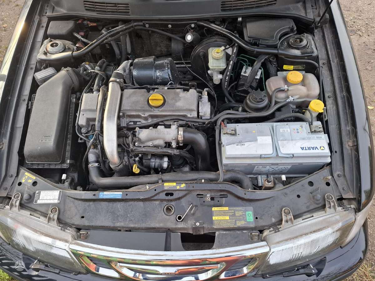 Saab 9-3, 2.2 l., hatchback