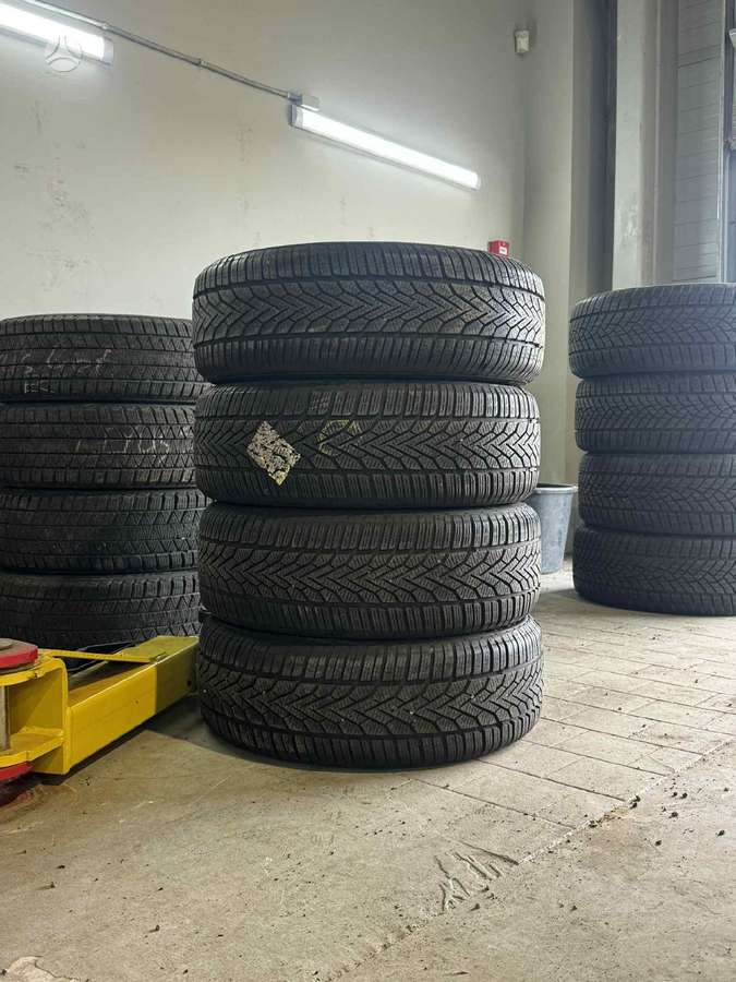 Semperit SPEED-GRIP 2 | 4 VNT., winter 215/60 R17