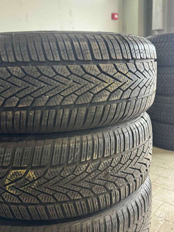 Semperit SPEED-GRIP 2 | 4 VNT., winter 215/60 R17