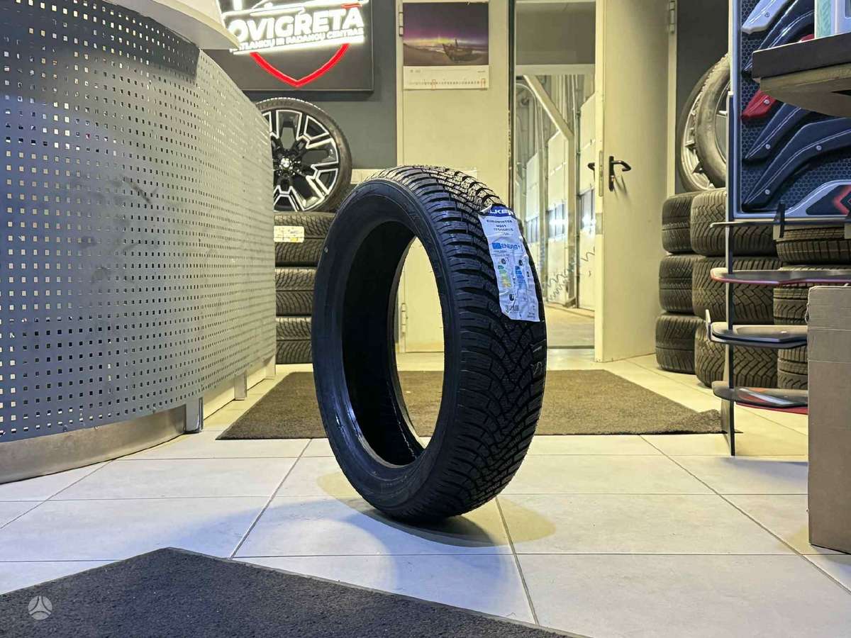 Falken EUROWINTER HS01 | 2022, зимние 175/60 R18