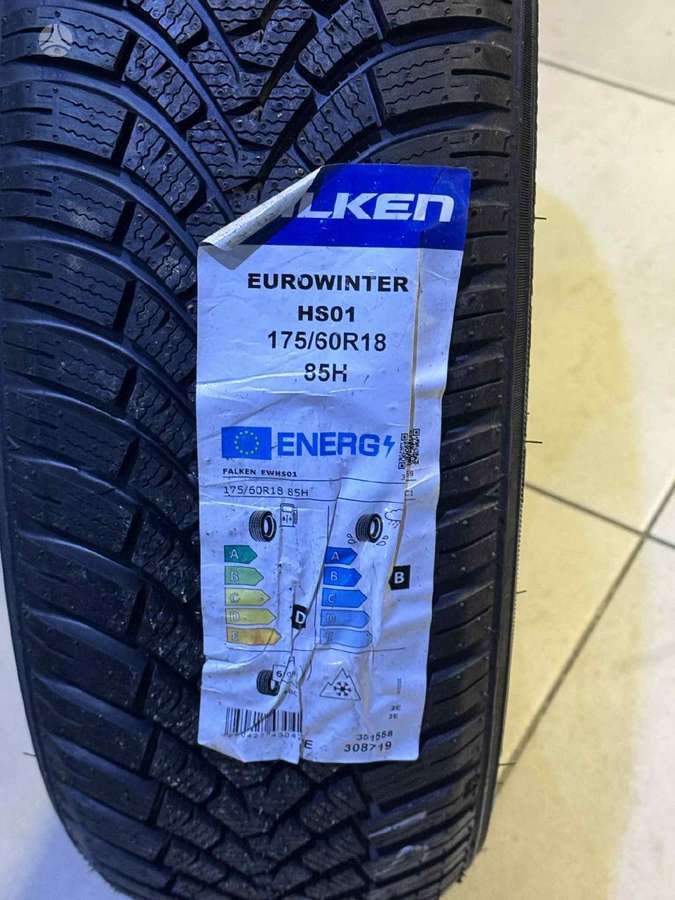 Falken EUROWINTER HS01 | 2022, зимние 175/60 R18