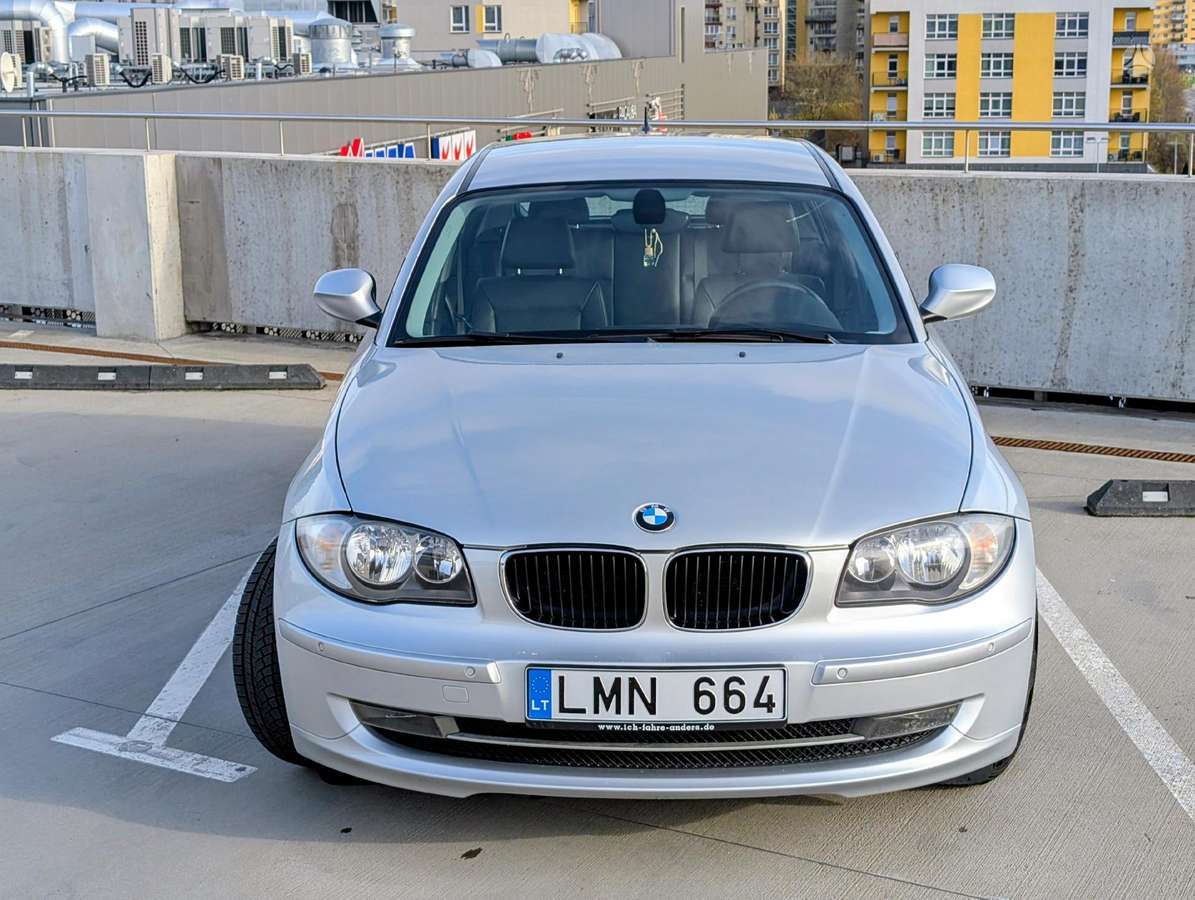 BMW 118, 2.0 l., hatchback