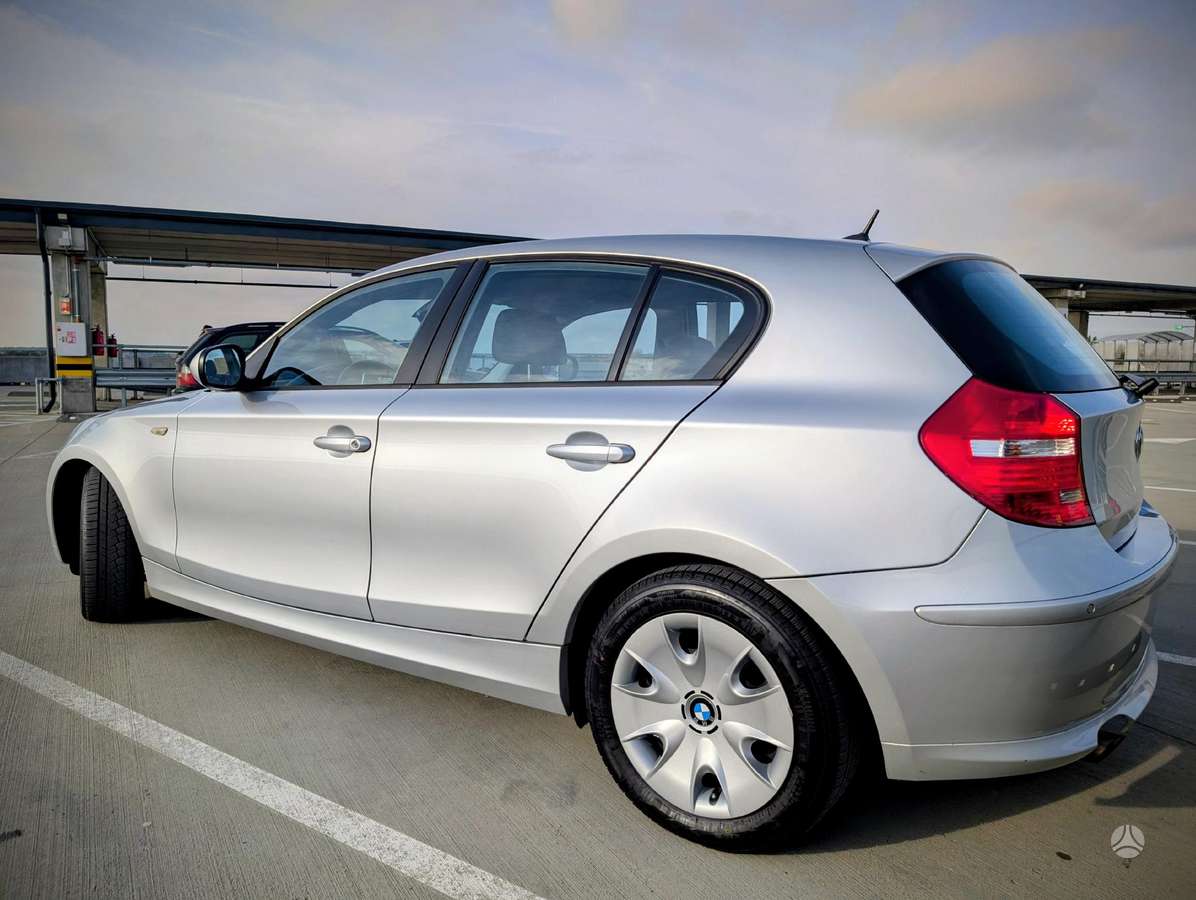 BMW 118, 2.0 l., hatchback