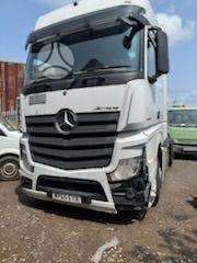 Mercedes-Benz 2548, double sleeper