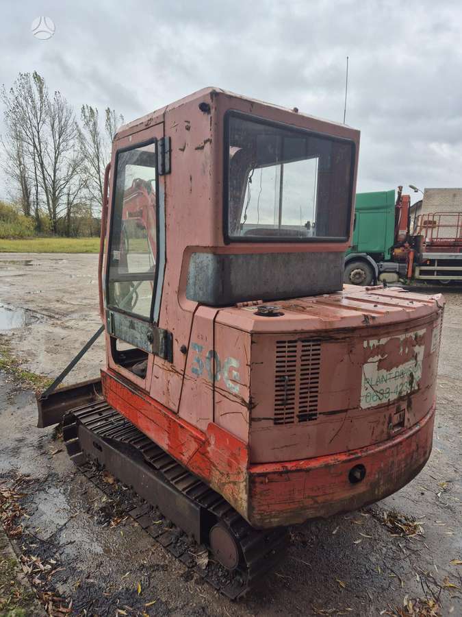-Kita- S30G, ekskavatoriai