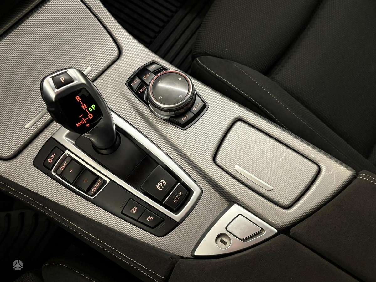BMW 520, 2.0 l., Седан