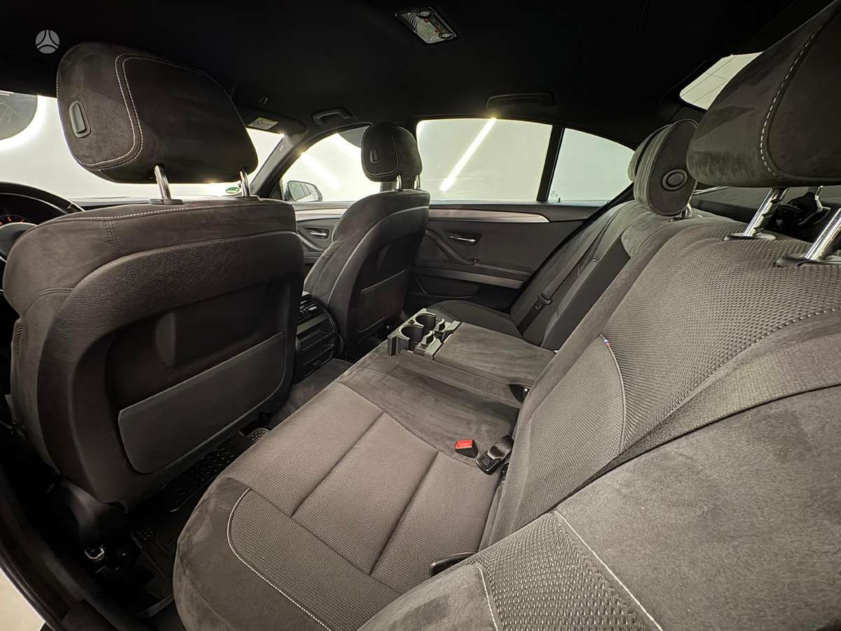 BMW 520, 2.0 l., Седан