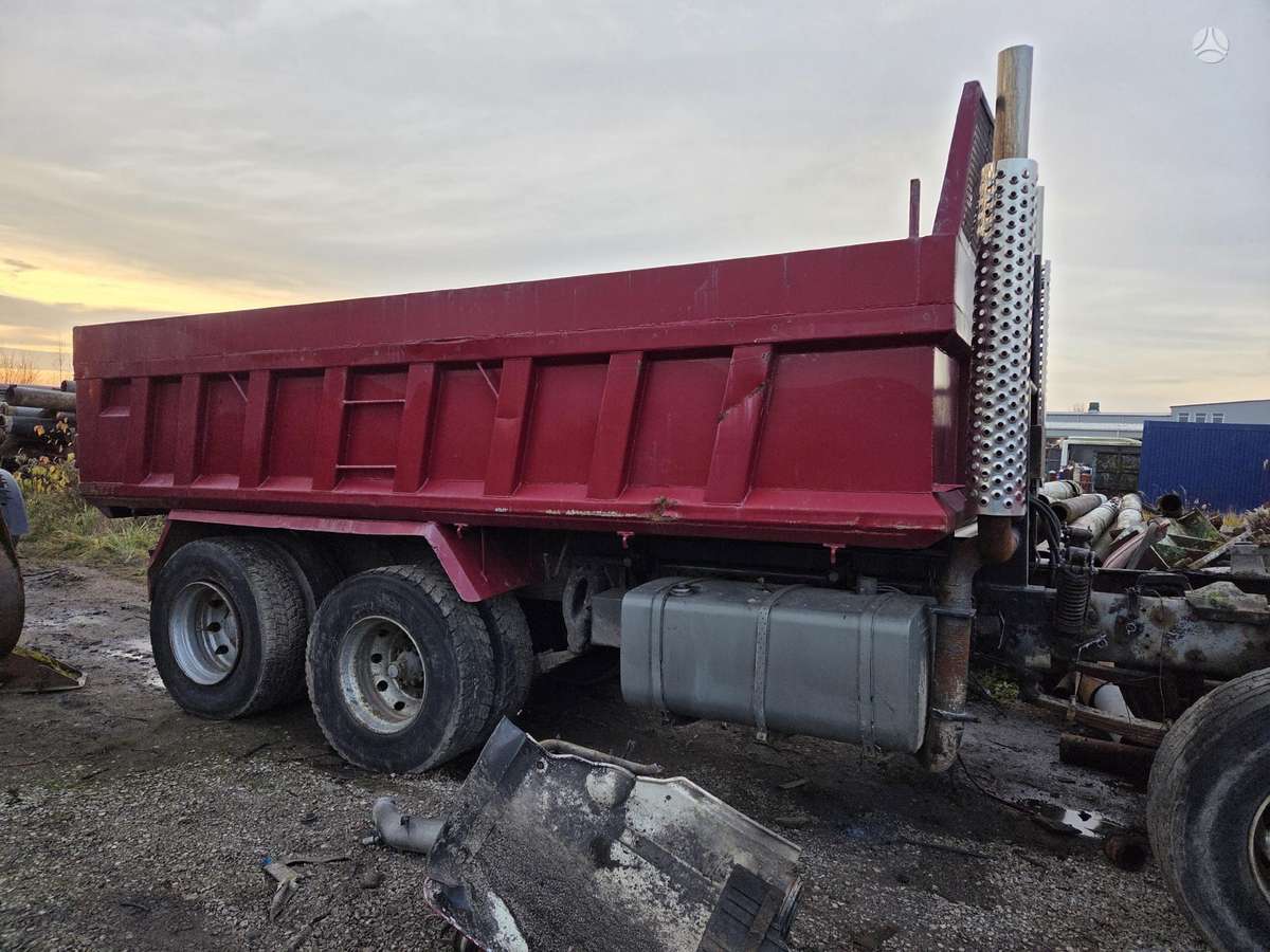 Scania 142, trucks