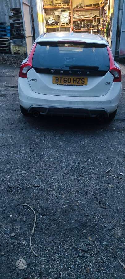 Volvo V60 for parts