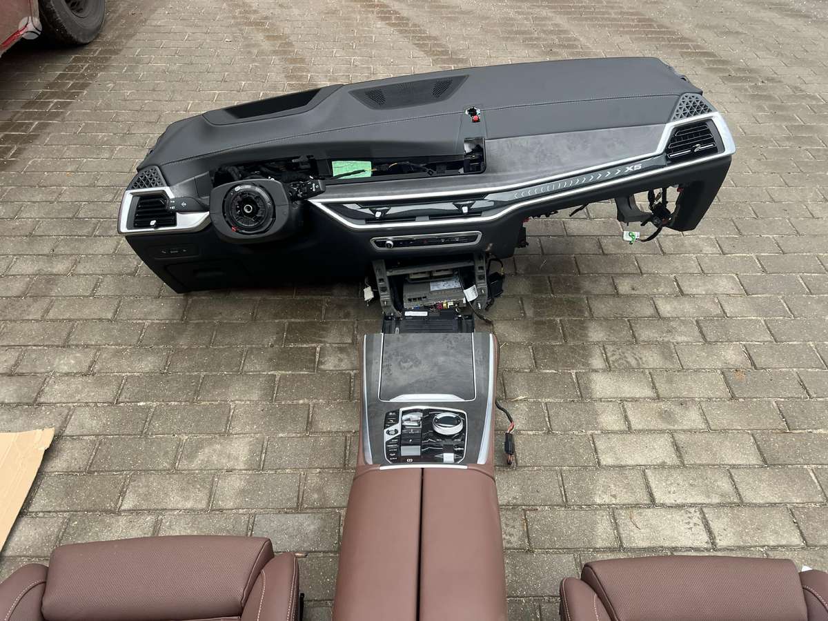 BMW X5 детали салона