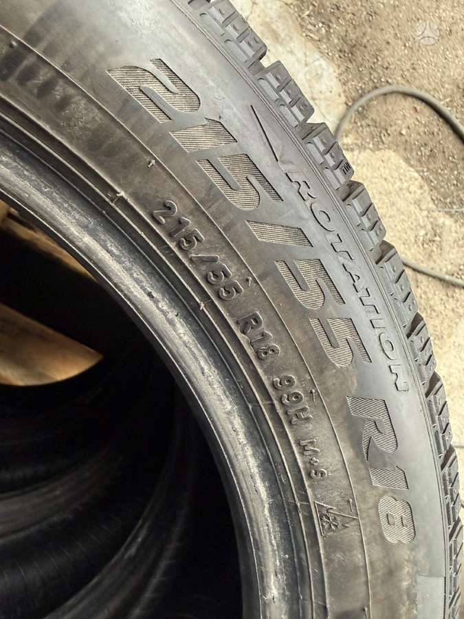 Pirelli Ice zero R, winter 215/55 R18
