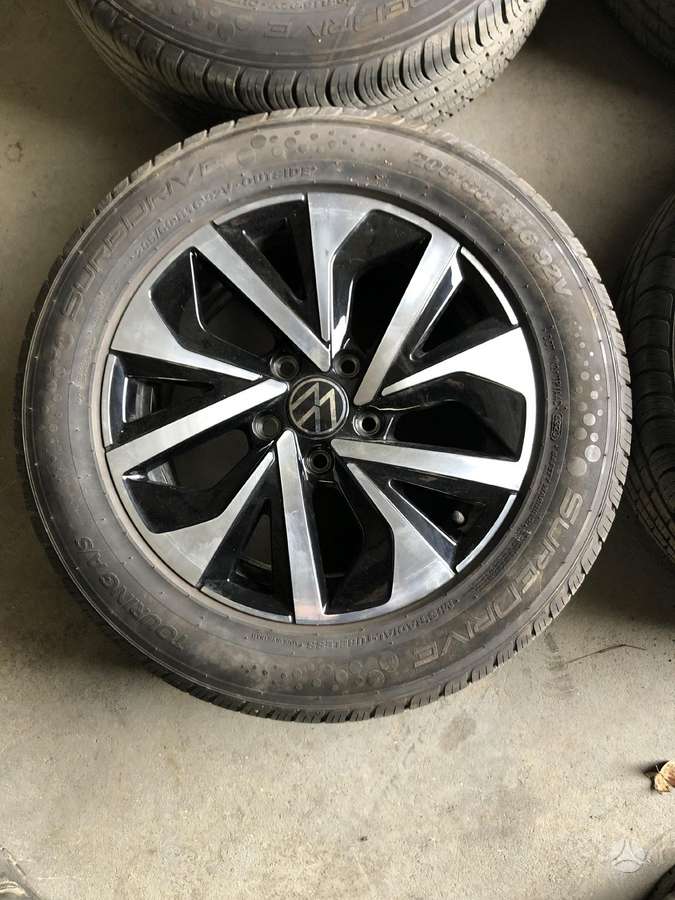Volkswagen, light alloy, R16