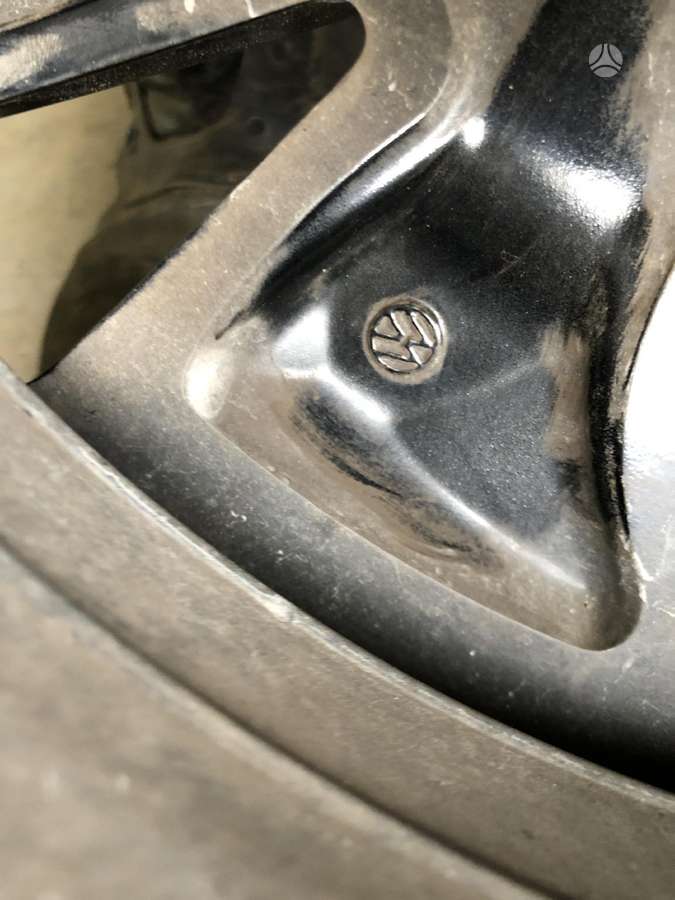 Volkswagen, light alloy, R16