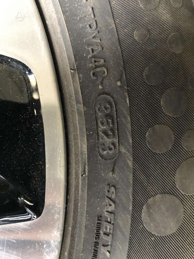 Volkswagen, light alloy, R16