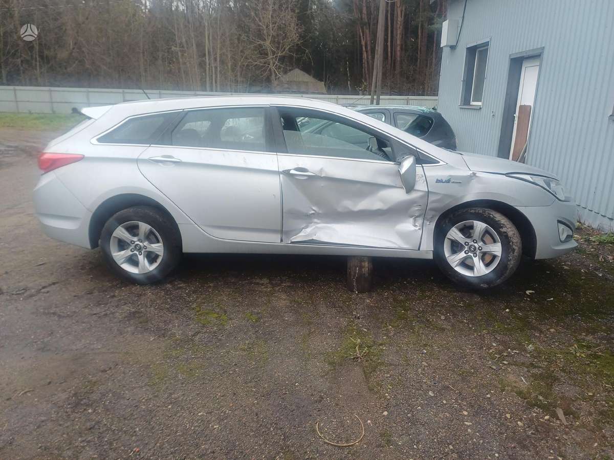 Hyundai i40 по частям. Color code n3s