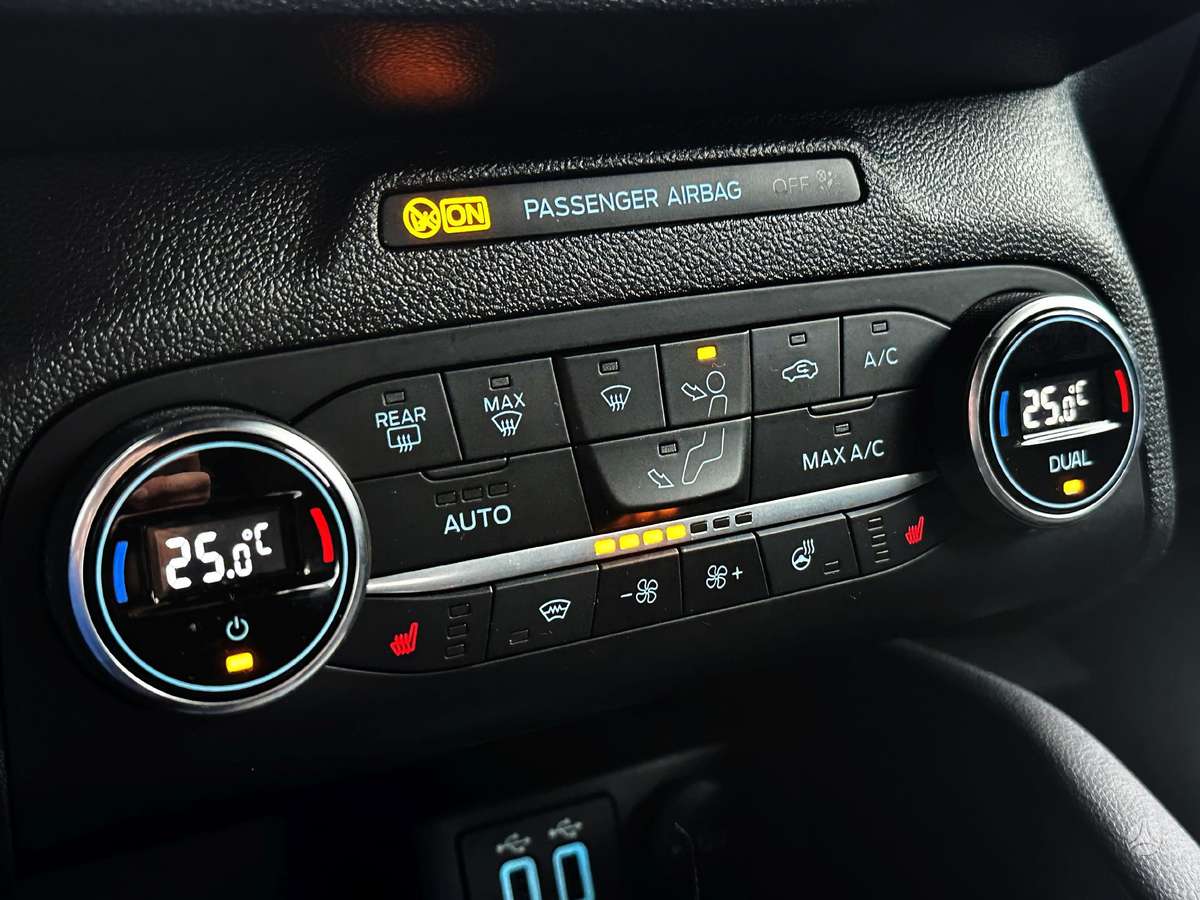 Ford Focus, 1.0 l., Универсал