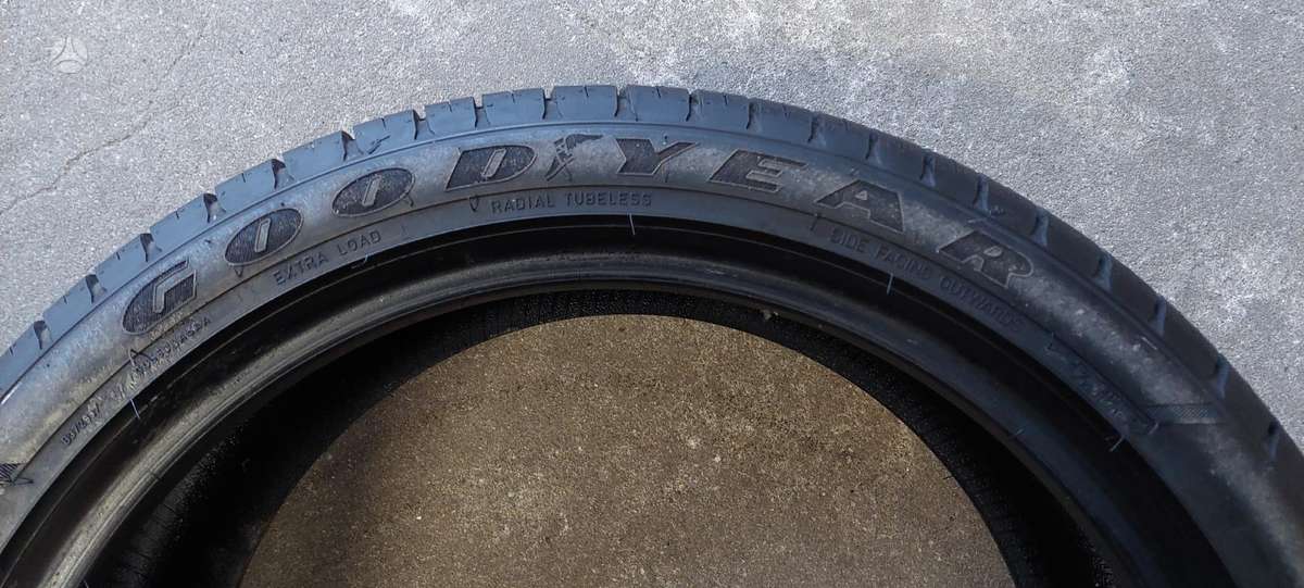 Goodyear, летние 245/40 R19