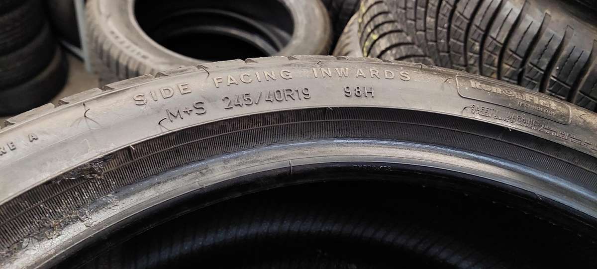 Goodyear, summer 245/40 R19