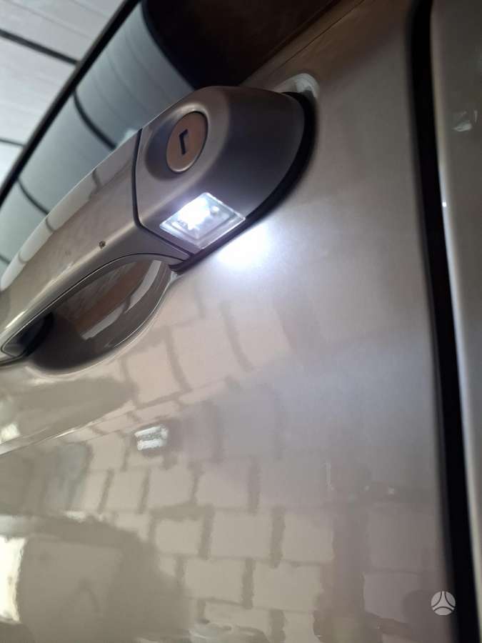 BMW 116, 1.5 l., hatchback