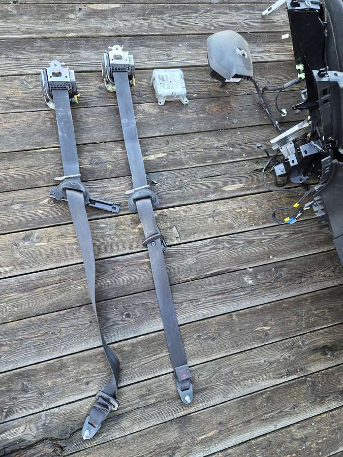 Citroen DS5 for parts