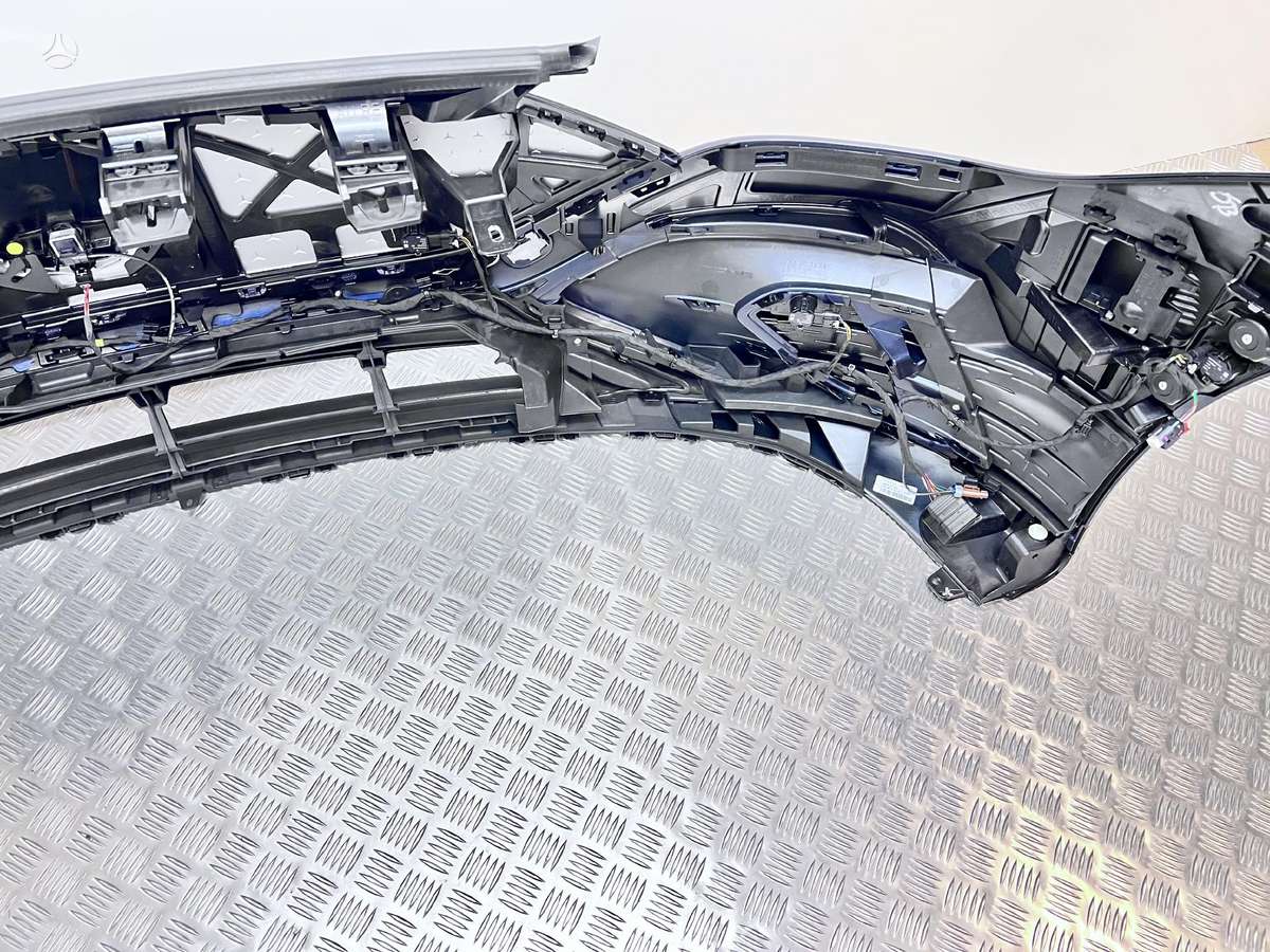 Mercedes-Benz EQE детали кузова
