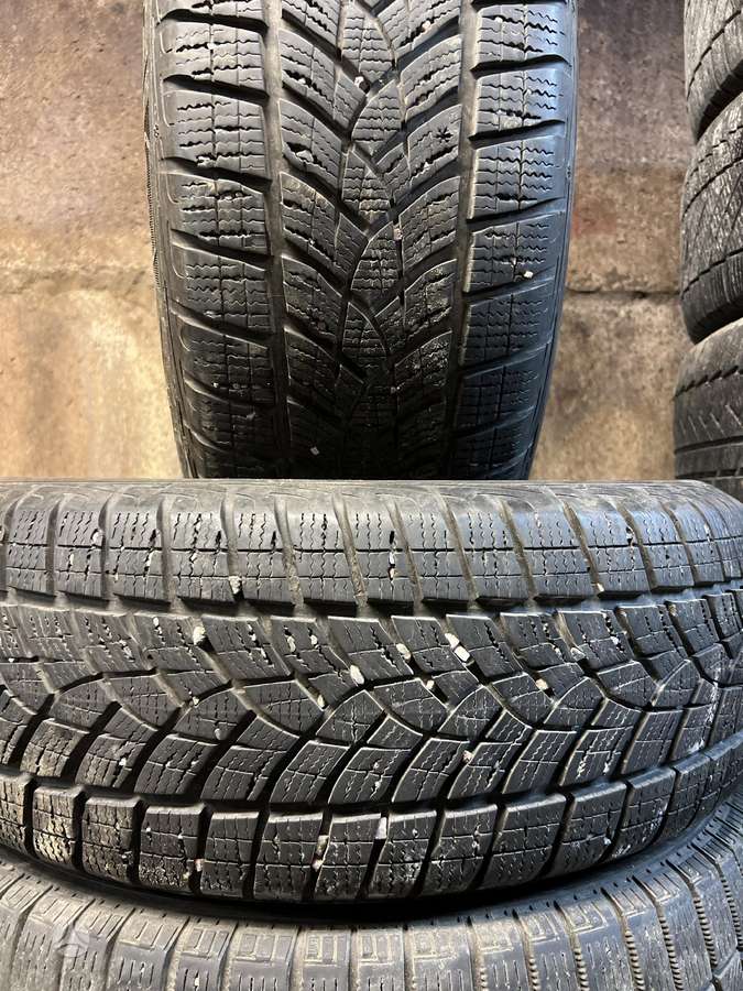 Goodyear ULTRAGRIP ICE SUV, winter 225/60 R17