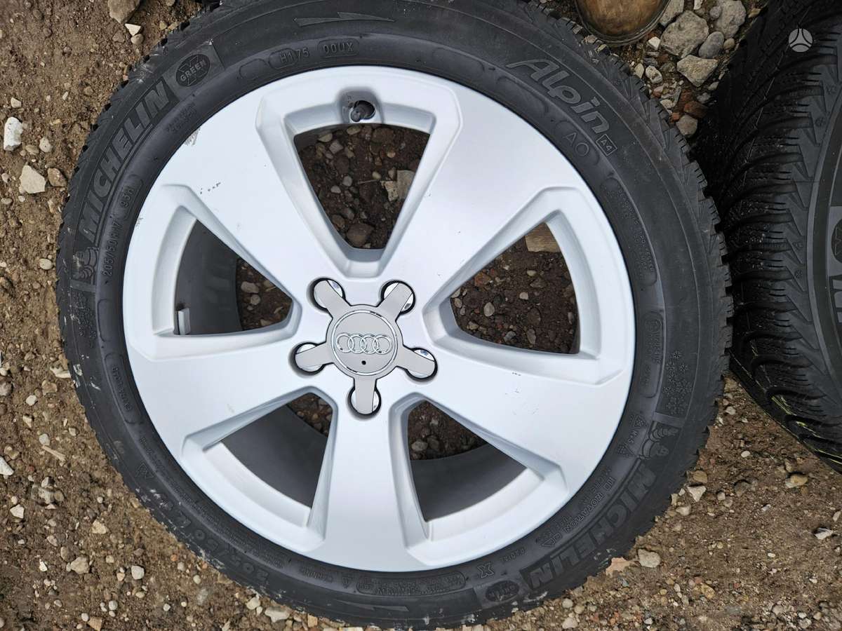 Audi A3, lengvojo lydinio, R17