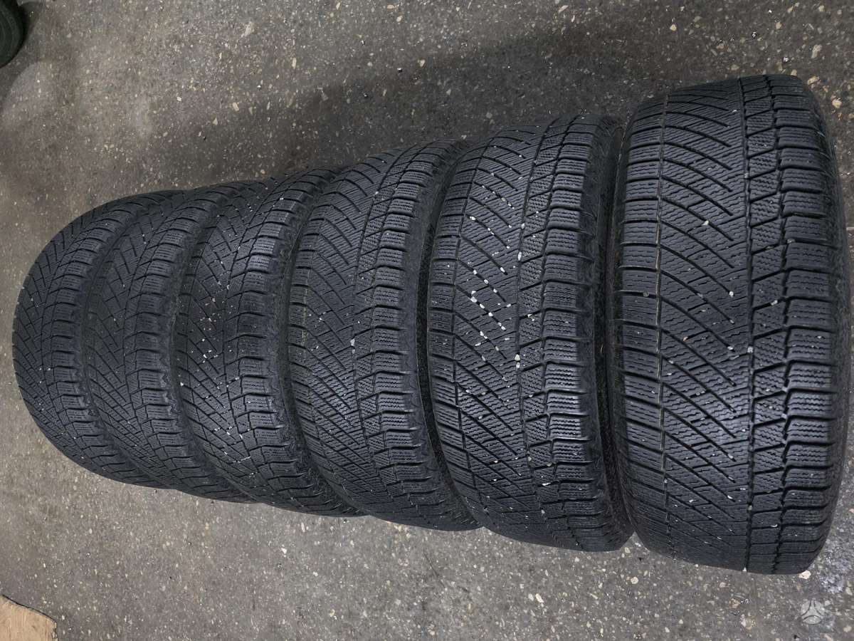 Continental, all-season 225/65 R17