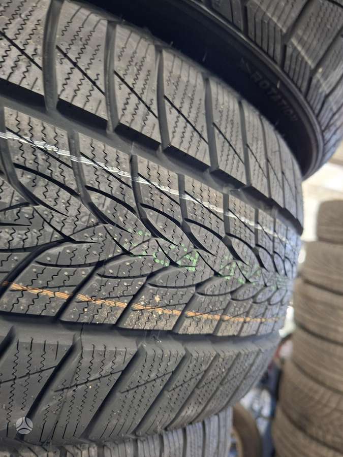 Imperial, žieminės 255/35 R18