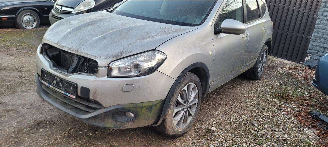 Nissan Qashqai+2