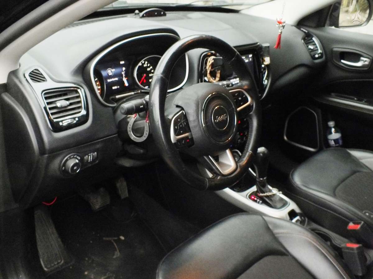 Jeep Compass, 2.4 l., mpv / minivan