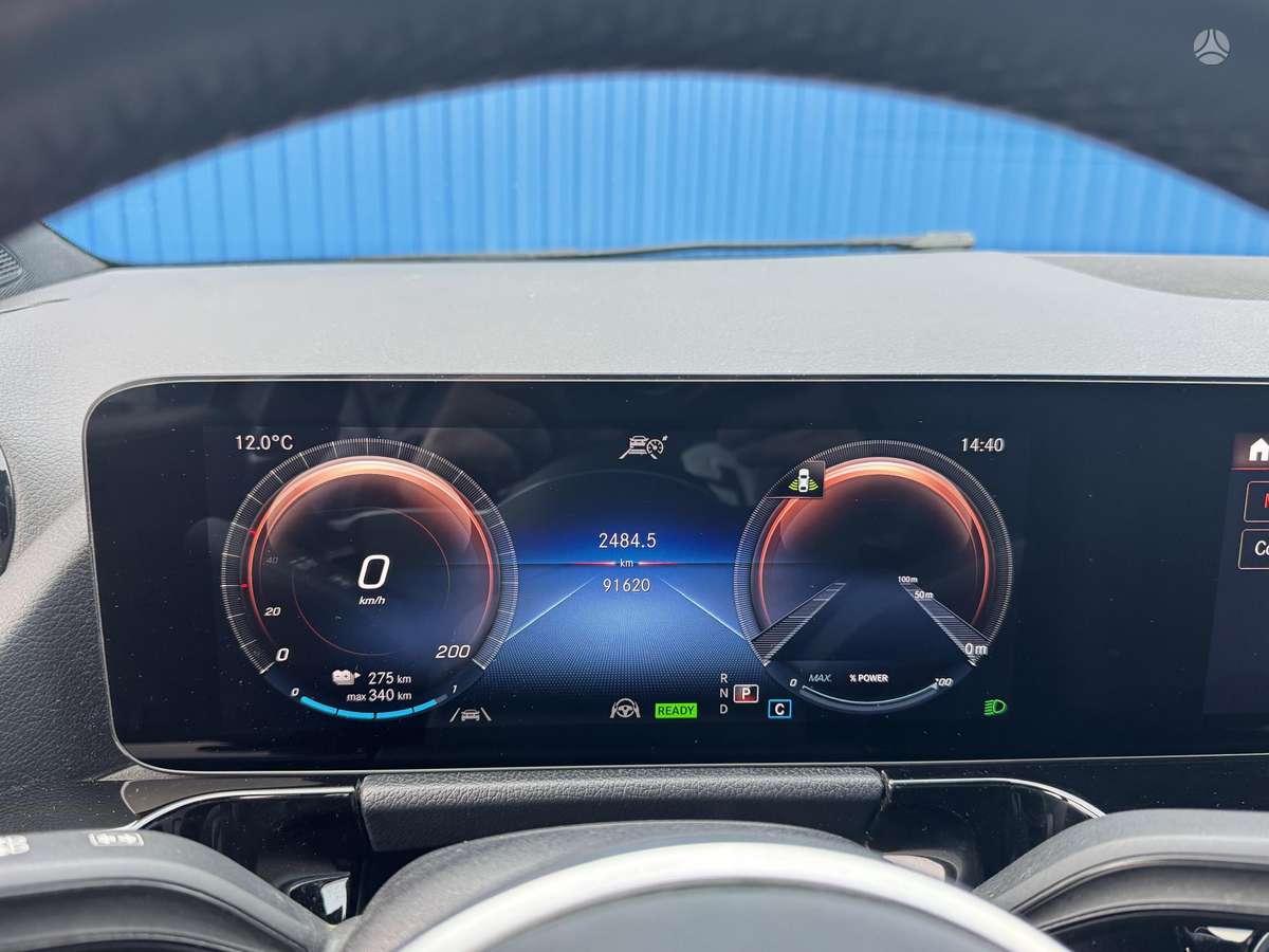 Mercedes-Benz EQA, 74 kWh, hatchback
