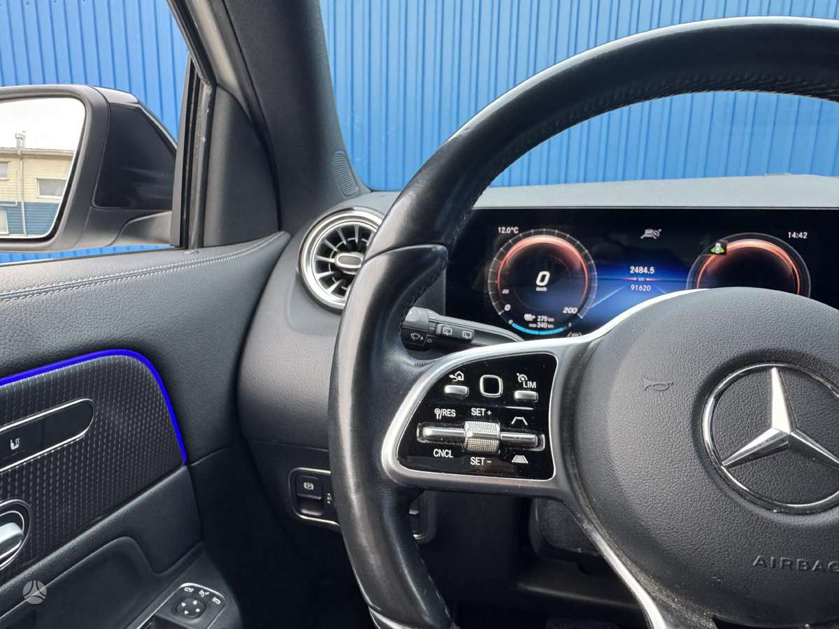 Mercedes-Benz EQA, 74 kWh, hatchback