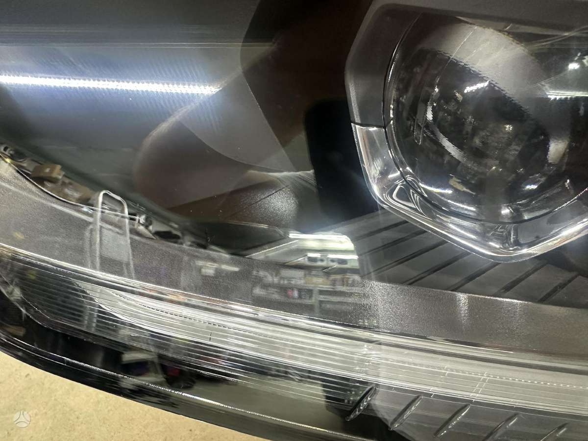 BMW 2 serija žibintai