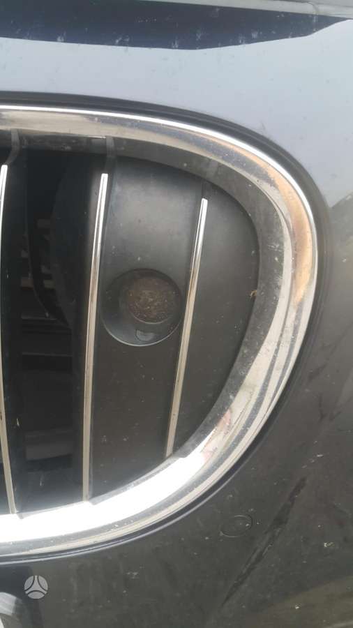 BMW 750, 4.4 l., Седан