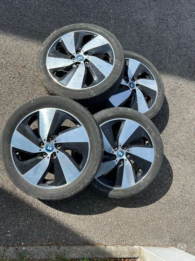 BMW i3 Whats 33 7 87 52 37 04