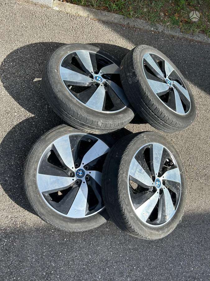 BMW i3 Whats 33 7 87 52 37 04