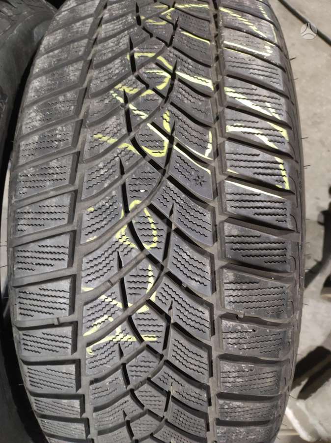 Dunlop, зимние 235/50 R19