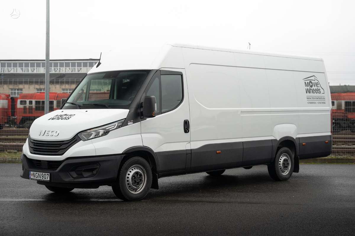 Mercedes-Benz Sprinter, cargo van